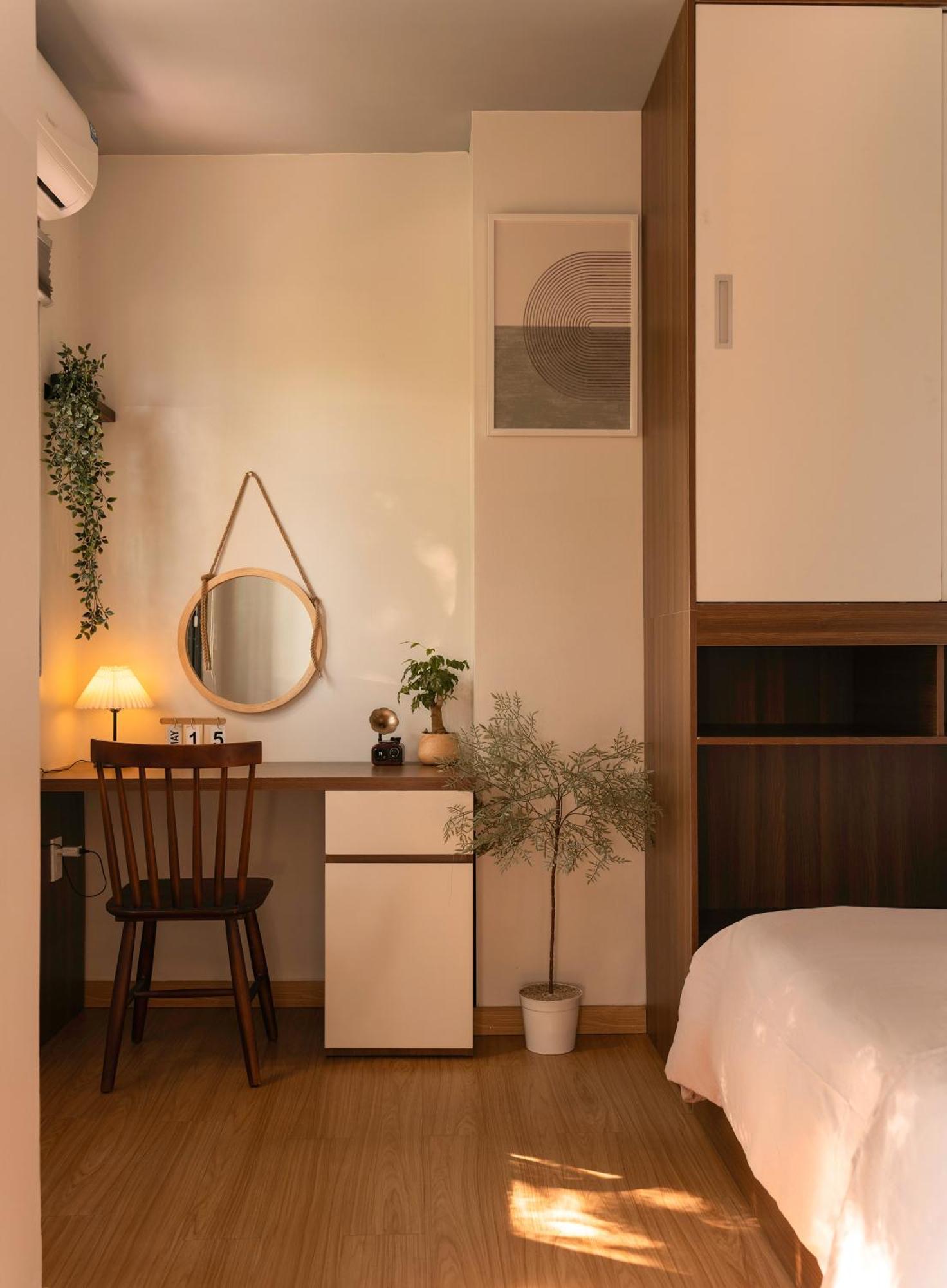 Hn Homes - Ho 2 Phong Ngu Day Du Noi That, View Song Duong Hoang Sa, Quan 1 Apartamento Cidade de Ho Chi Minh