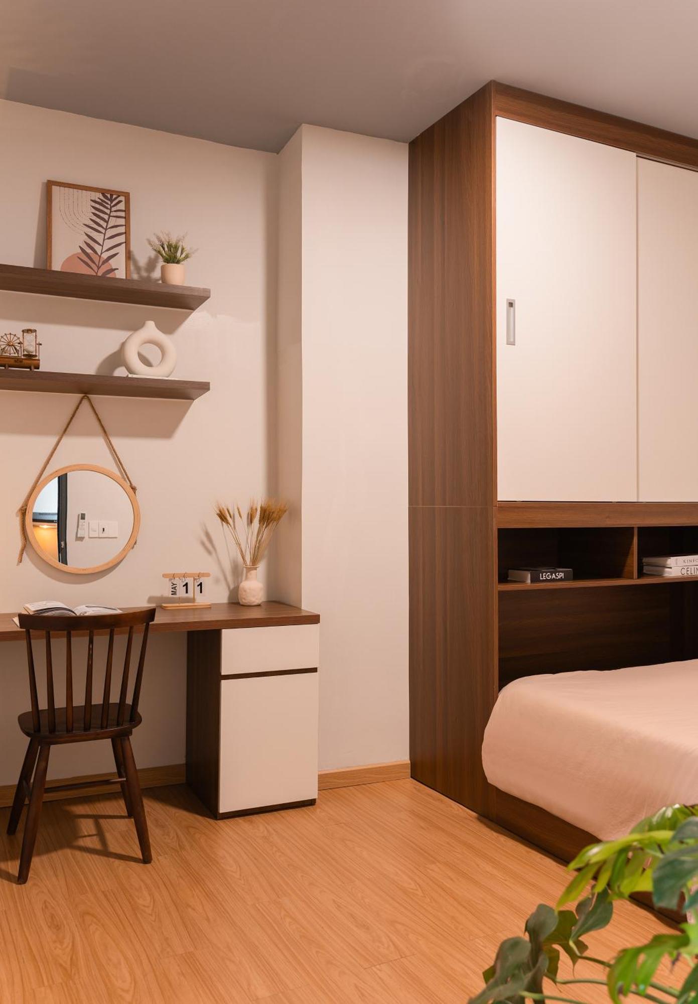 Hn Homes - Ho 2 Phong Ngu Day Du Noi That, View Song Duong Hoang Sa, Quan 1 Apartamento