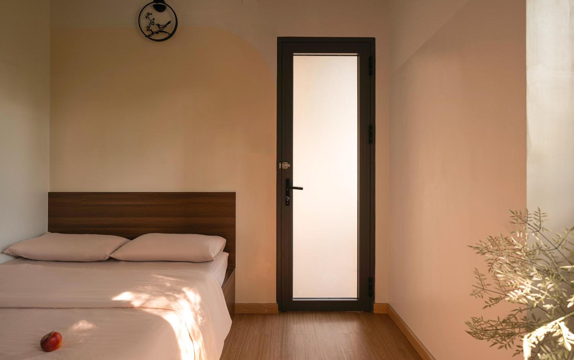Hn Homes - Ho 2 Phong Ngu Day Du Noi That, View Song Duong Hoang Sa, Quan 1 *
